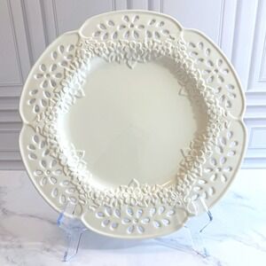 Portugal Reticulated Floral Relief Scalloped Edge 13" Round Platter